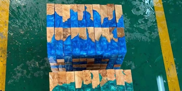 做水晶刀柄用什么胶水？九游会官网登录环氧树脂ab胶为您提供技术支持！